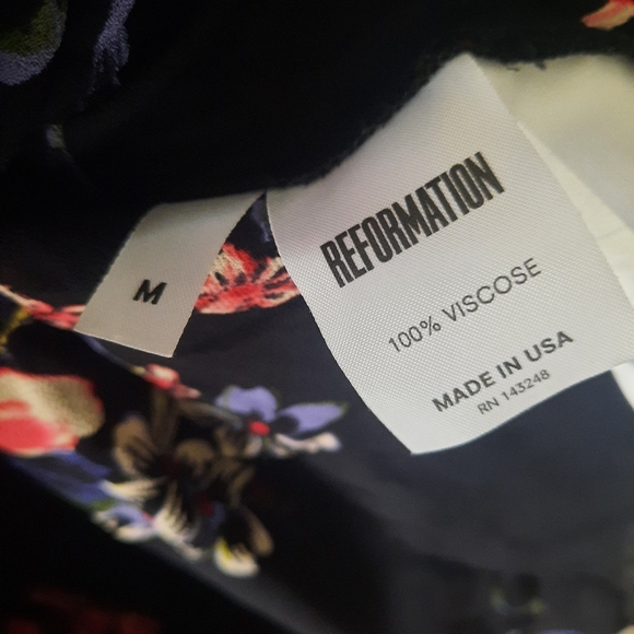 Reformation Floral wrap mini Dress - Picture 9 of 9